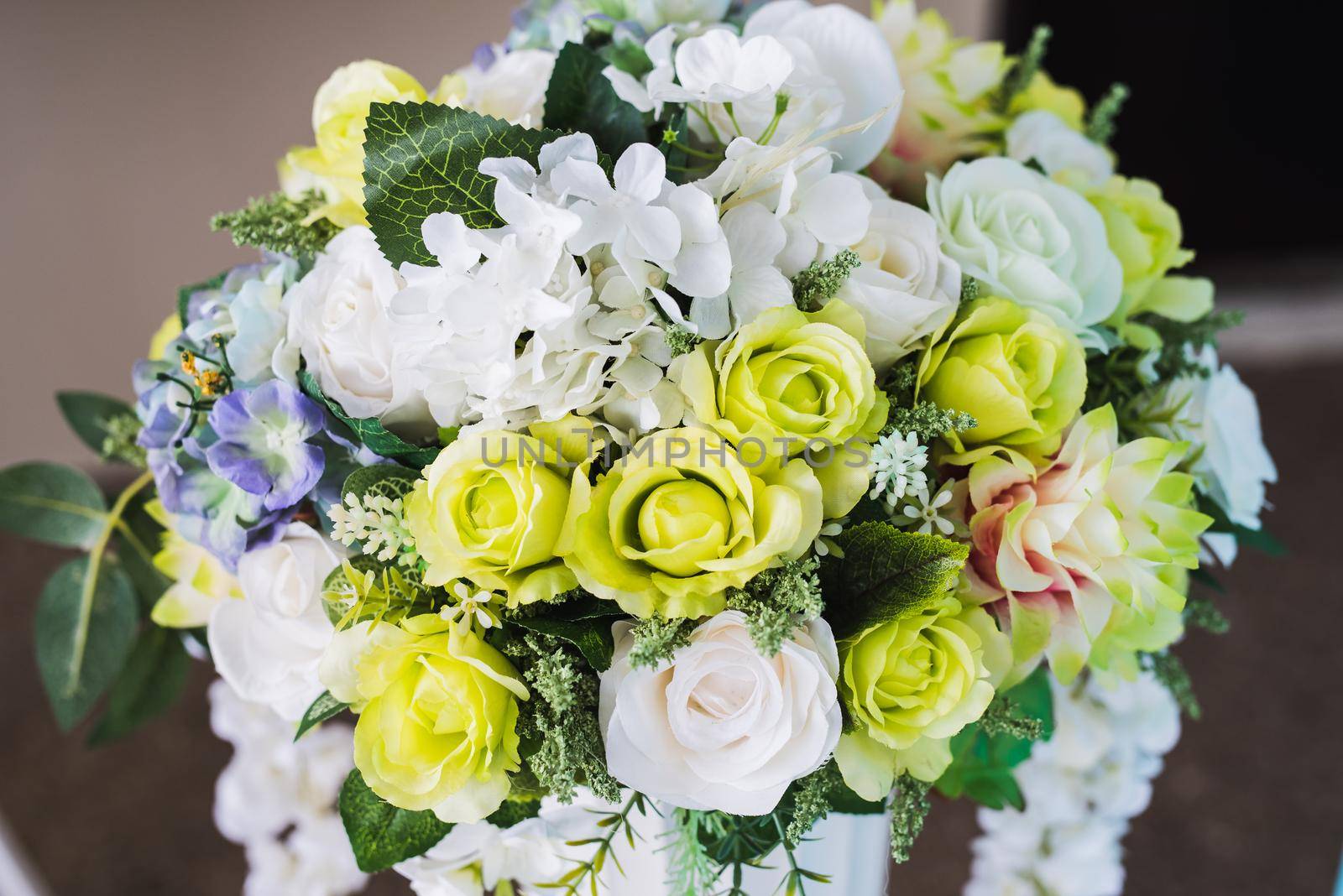 White flowers wedding by Wmpix