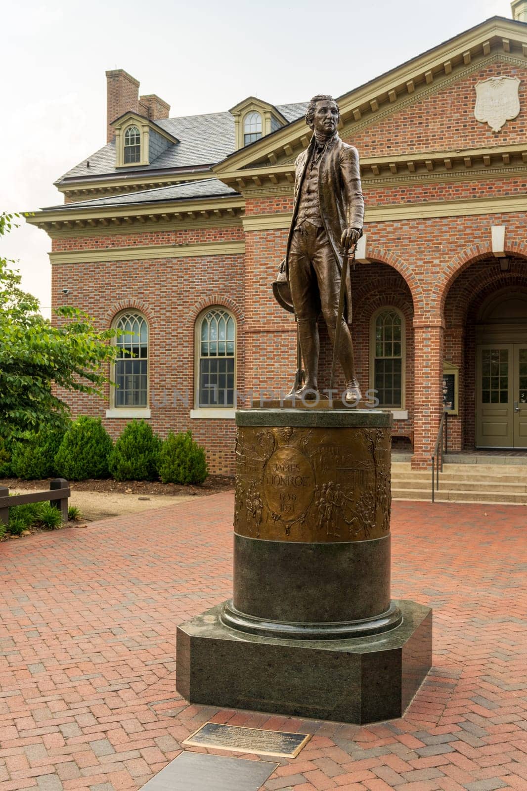 James Monroe in front of Tucker Hall at William and Mary college by steheap