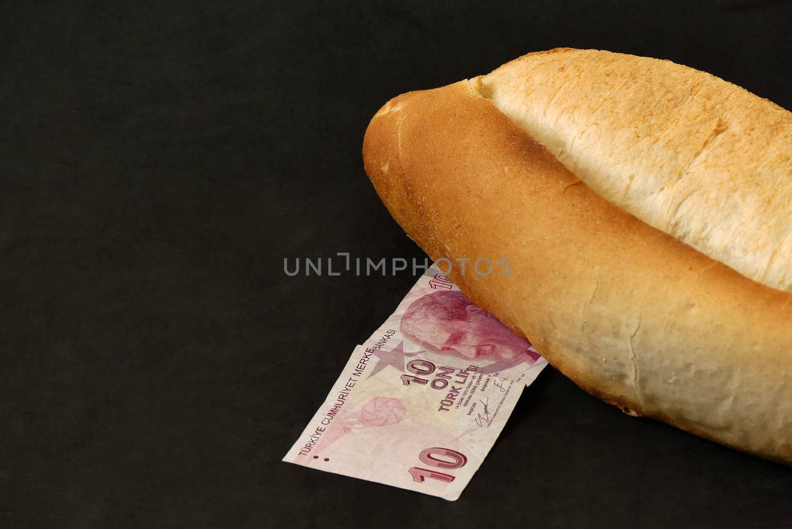 2022 world economic crisis, increase in bread prices, bread and 10 Turkish lira, increased bread prices,