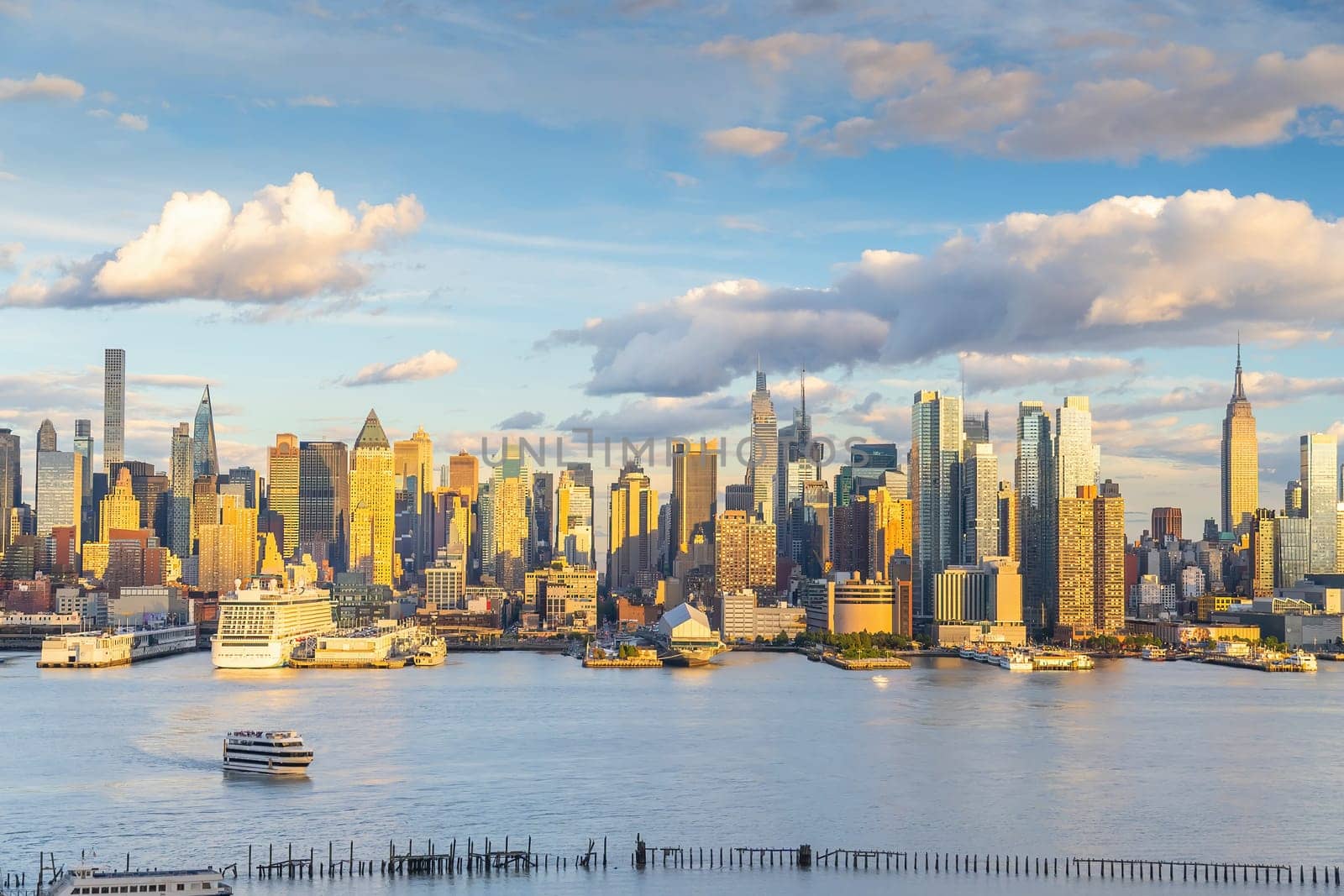 Manhattan's skyline, cityscape of New York City in the United State of America 