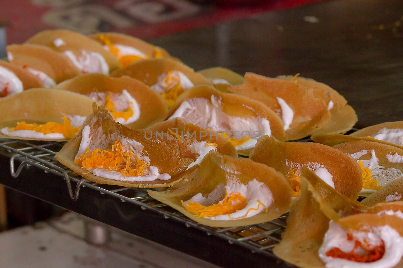 Thai Crispy Pancake is a Thai dessert.