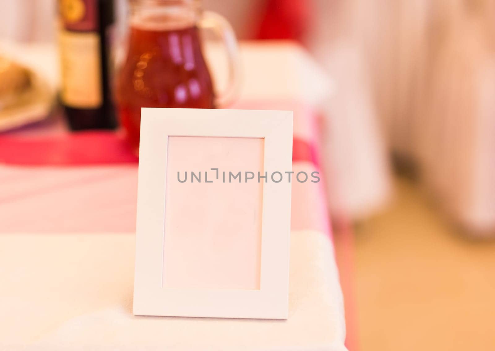 Blank event Guest Card on restaurant table