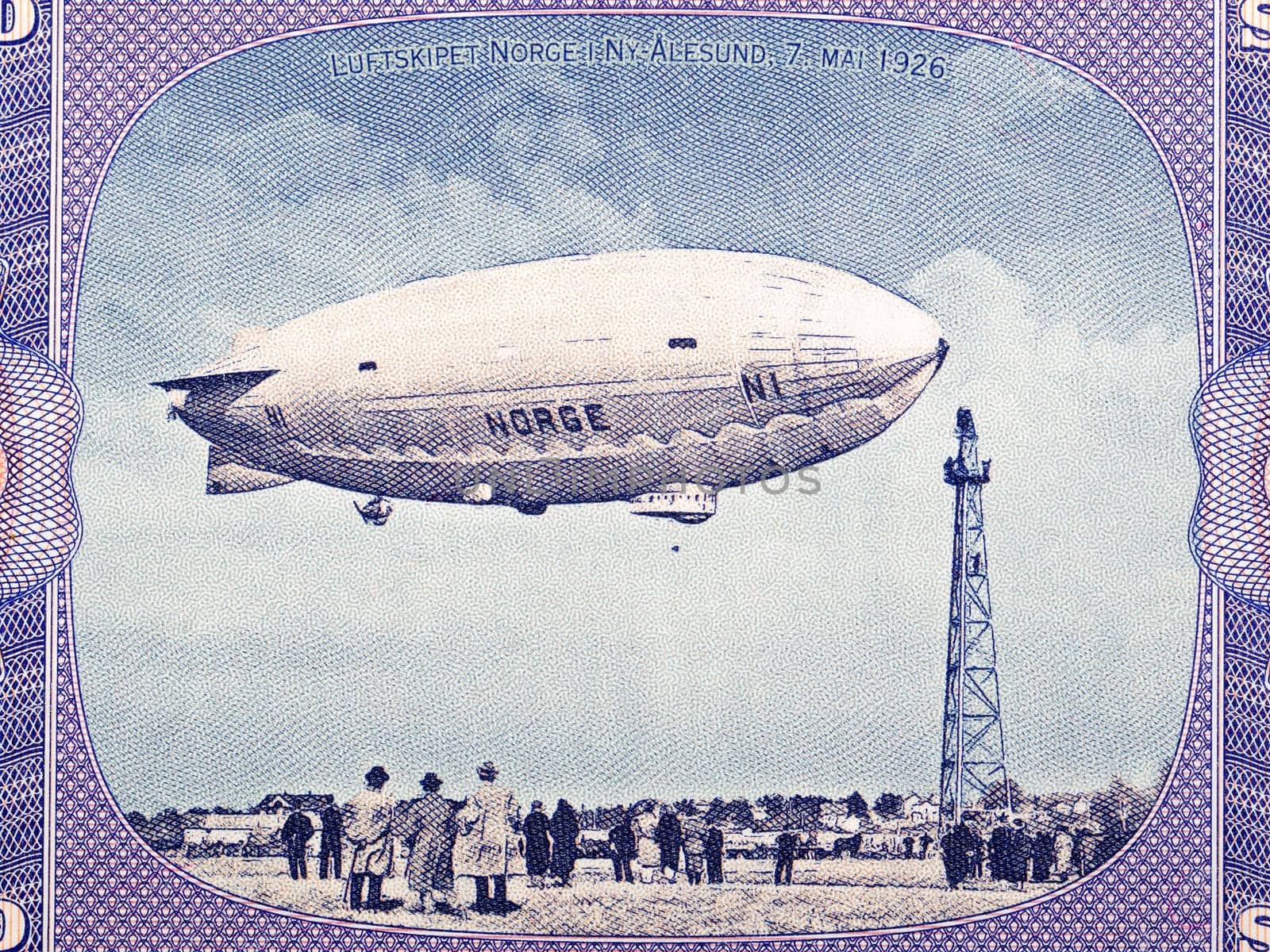 Airship Norge from norwegian money by johan10