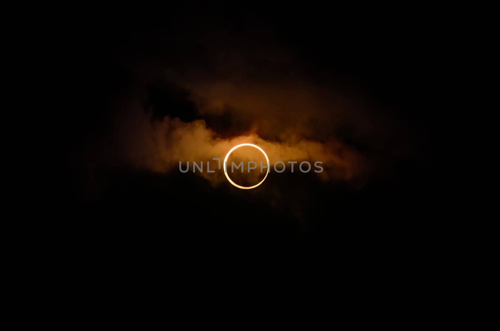 Ocular Solar Eclipse in Nevada 2023 by lisaldw