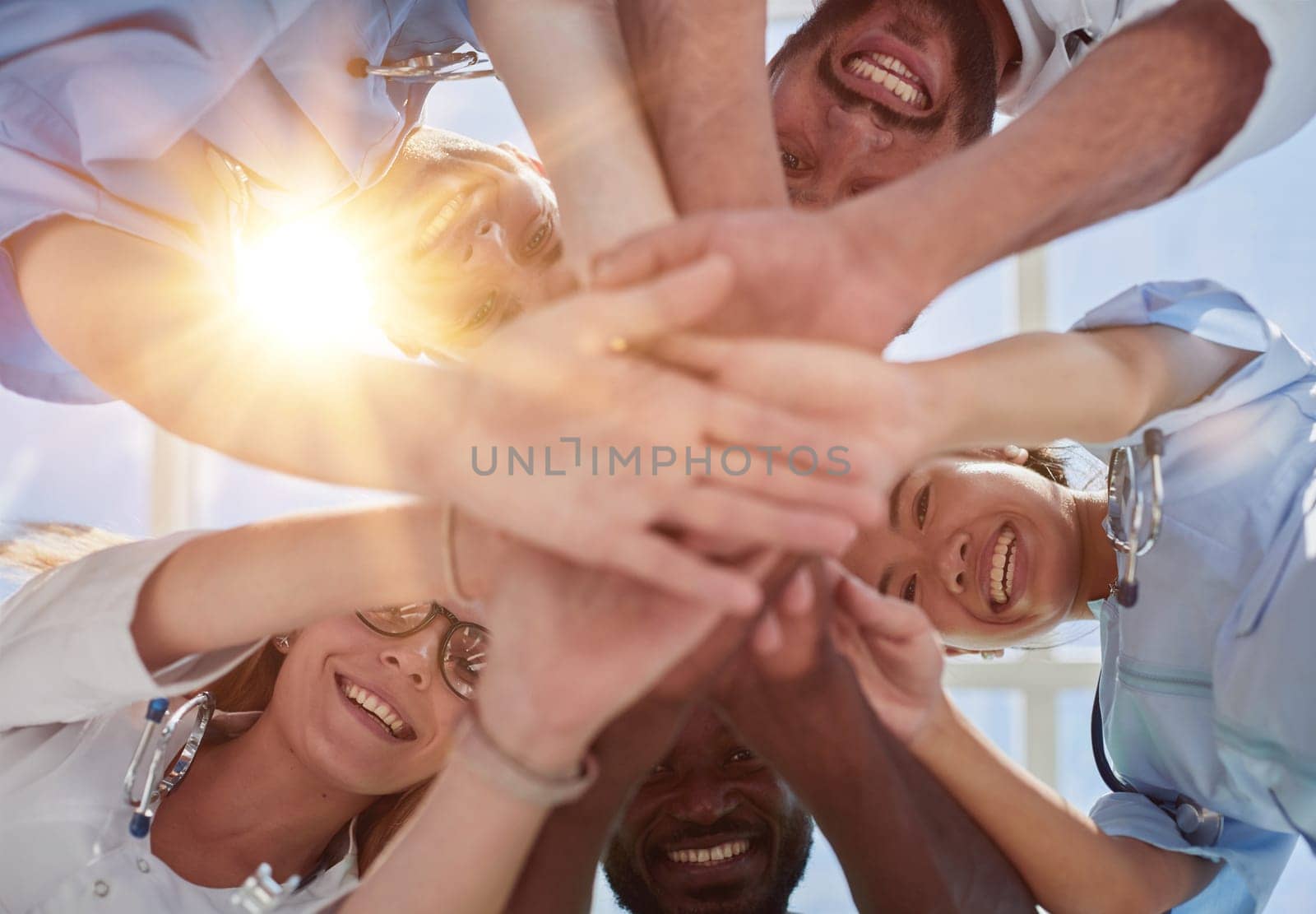 Relationship with teamwork. group of clinicians. To work together. Friendship Office. by Prosto