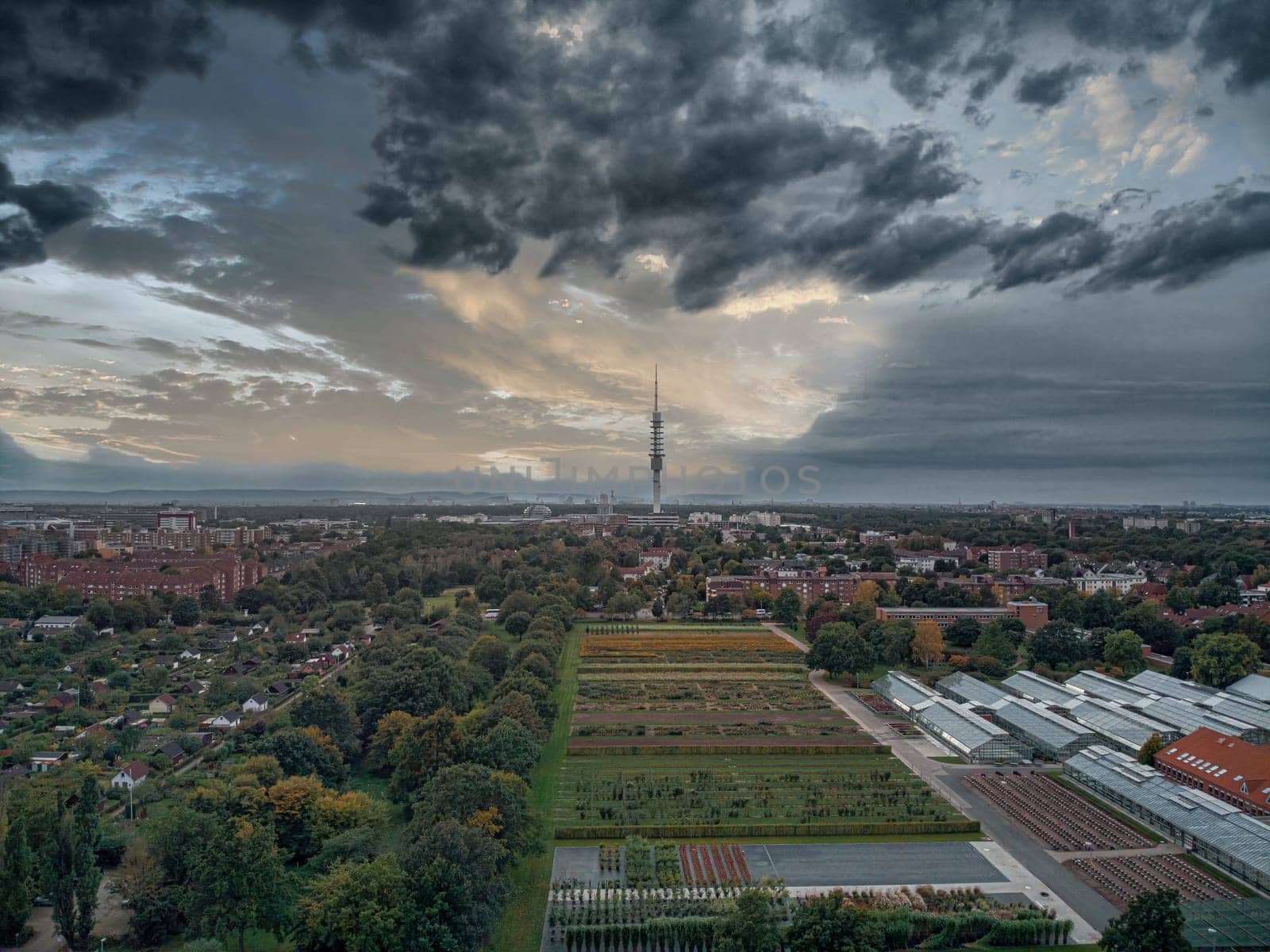 Aerial view of Hannover at evening by mot1963