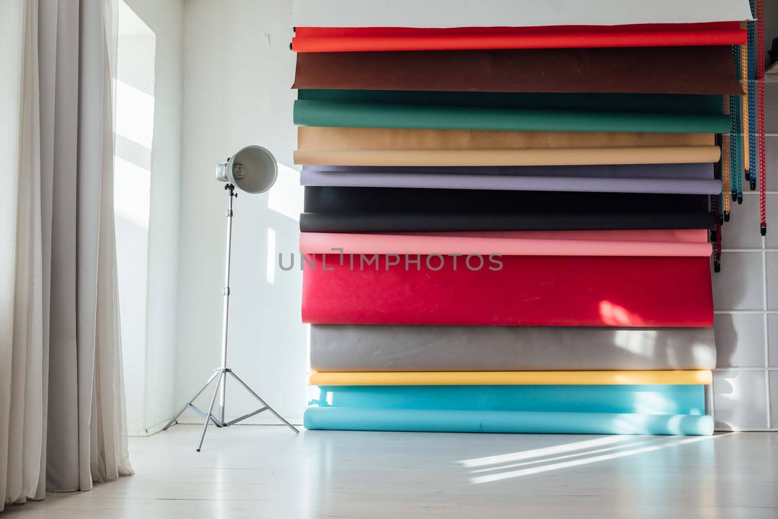 photo studio backgrounds of different color flash by Simakov