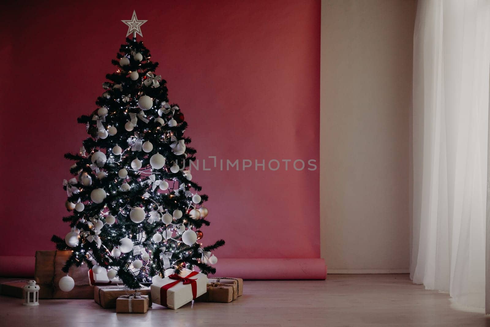 Christmas decorations Christmas tree Gifts Christmas 2018 2019