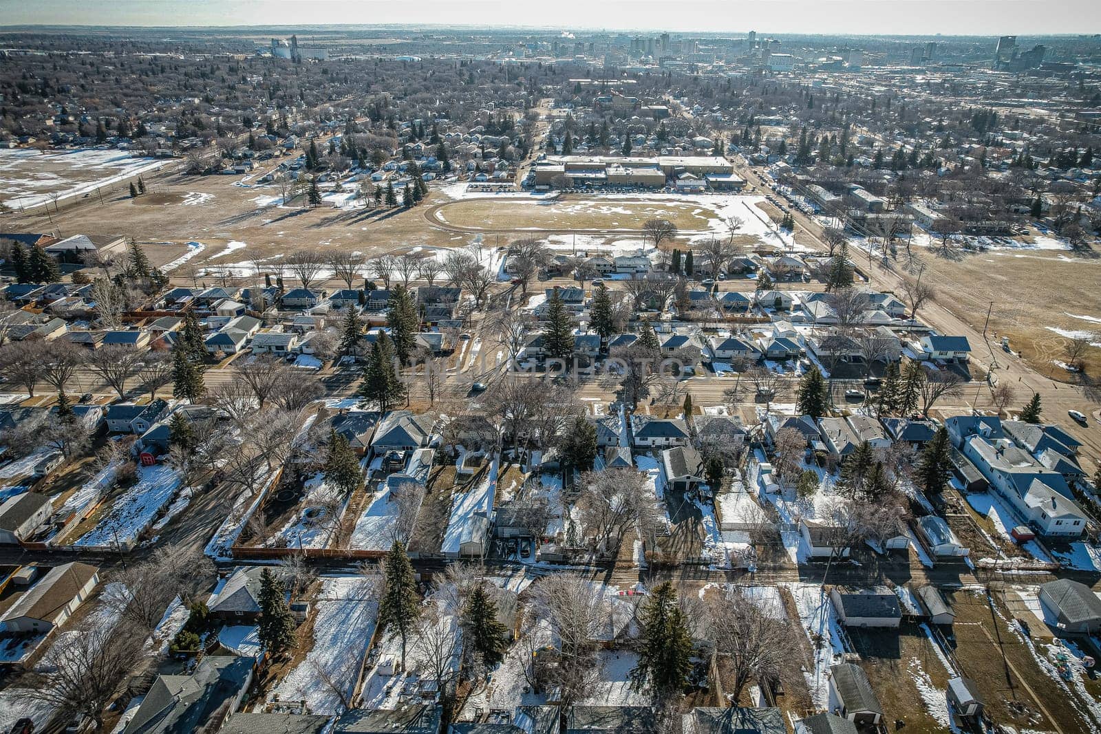 Mount Royal is a neighbourhood on the westside of Saskatoon, Saskatchewan in the Confederation SDA. Having a population of 4.259 residents, the neighbourhood consists of 3 elementary schools and 2 sister secondary schools