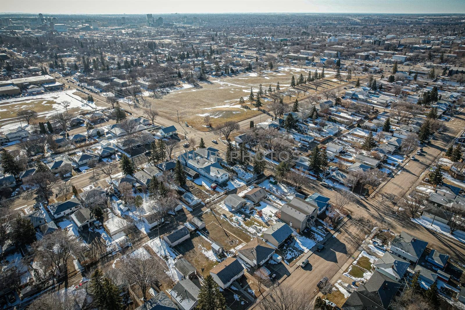 Mount Royal is a neighbourhood on the westside of Saskatoon, Saskatchewan in the Confederation SDA. Having a population of 4.259 residents, the neighbourhood consists of 3 elementary schools and 2 sister secondary schools