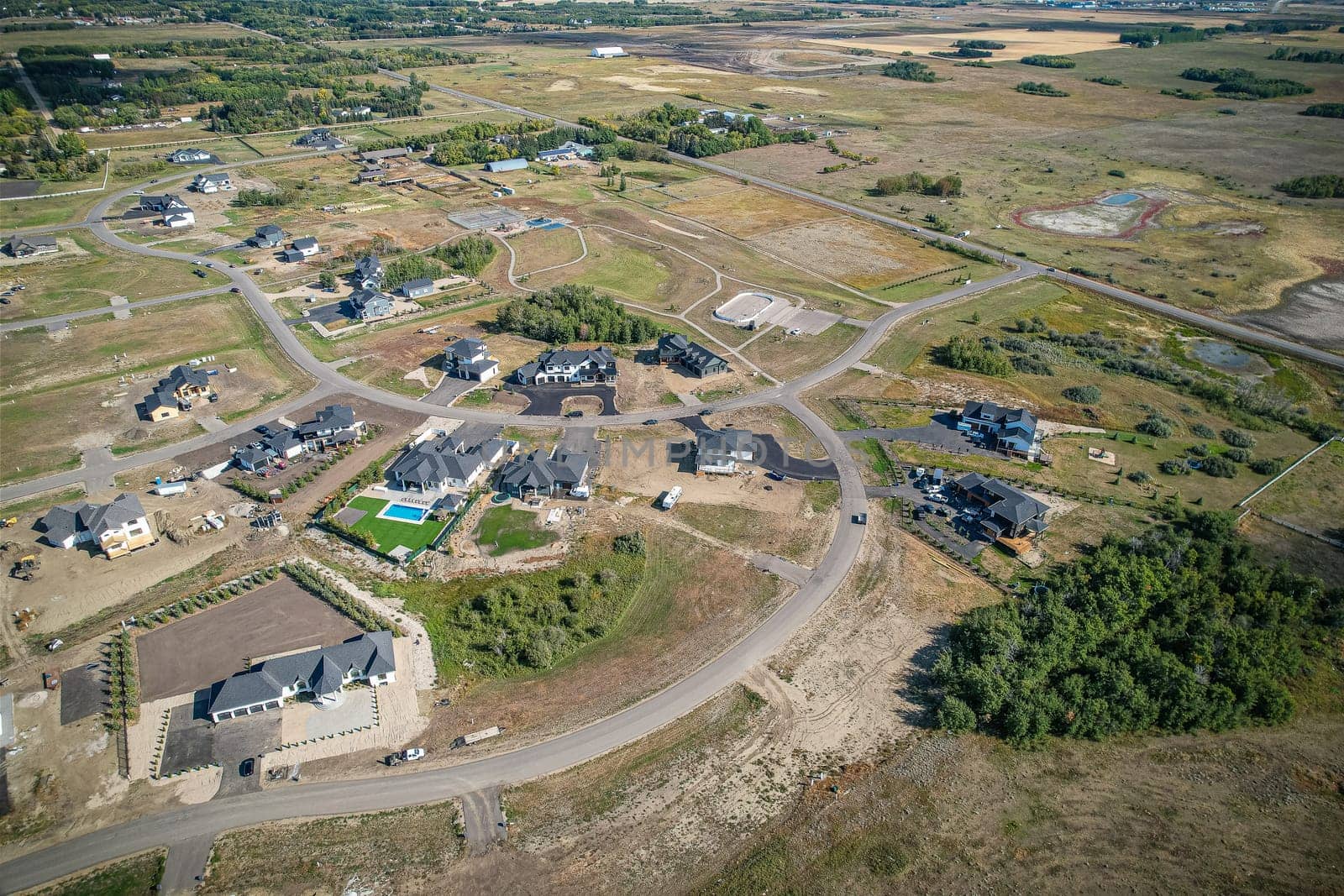 Edgemont Park Estates is located in the RM of Corman Park, 3 kilometres south of Saskatoon, near Saskatoon SPCA on Clarence Avenue South and is a family oriented acreage development offering a country lifestyle with urban convenience.