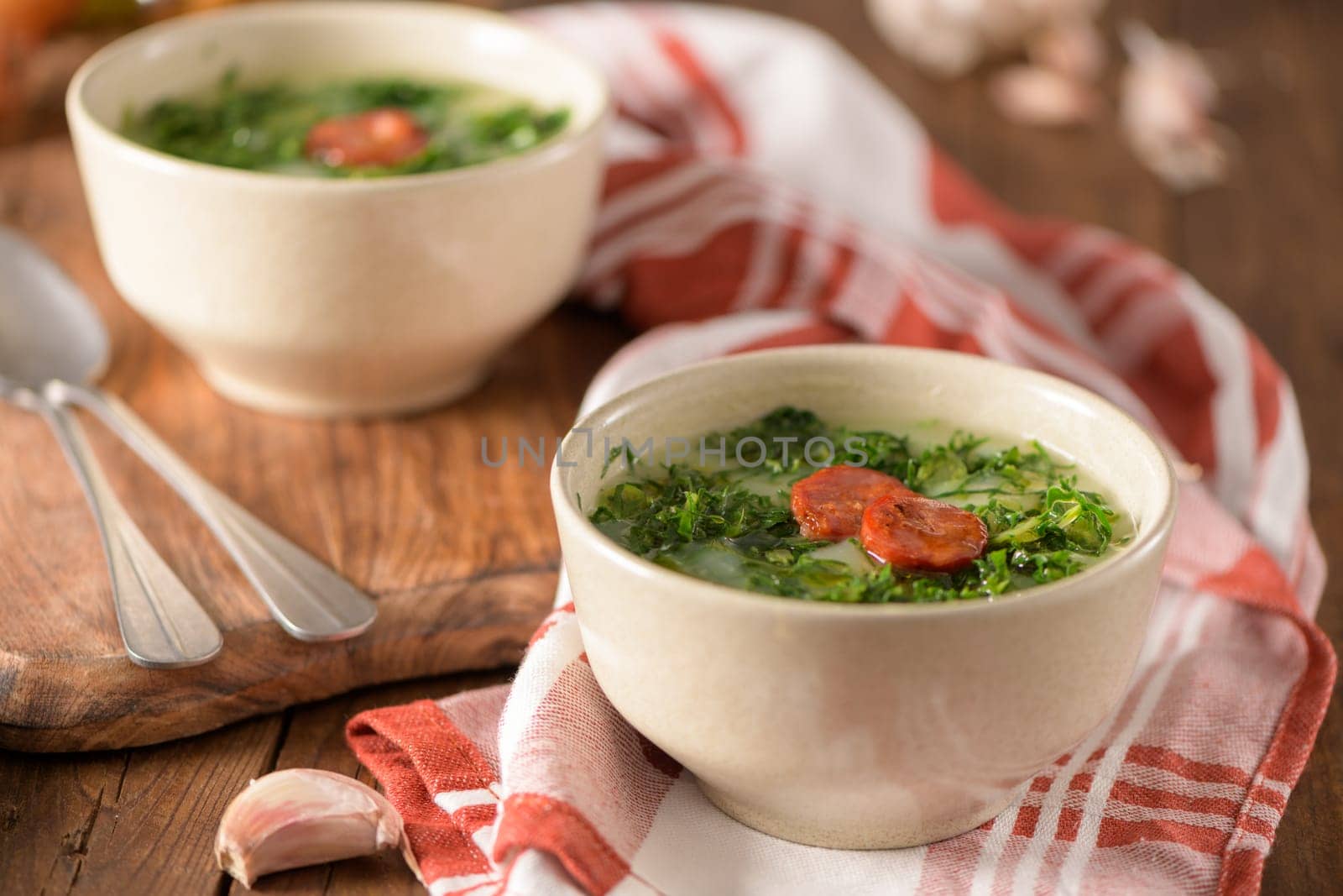 Caldo verde soup by homydesign