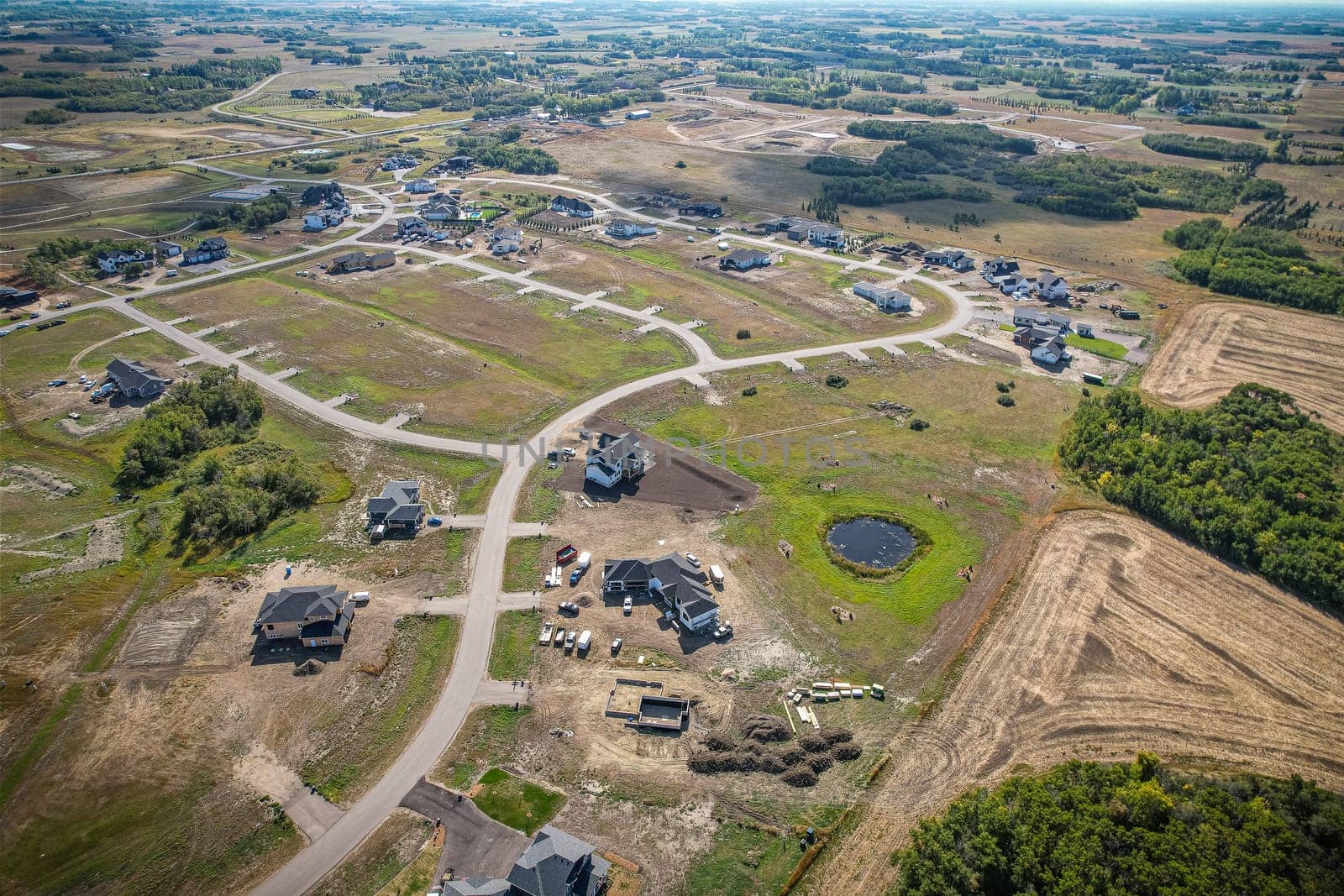 Edgemont Park Estates is located in the RM of Corman Park, 3 kilometres south of Saskatoon, near Saskatoon SPCA on Clarence Avenue South and is a family oriented acreage development offering a country lifestyle with urban convenience.