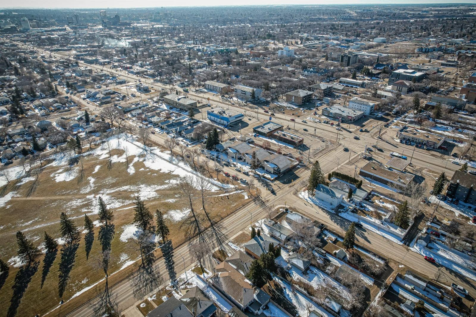 Mount Royal is a neighbourhood on the westside of Saskatoon, Saskatchewan in the Confederation SDA. Having a population of 4.259 residents, the neighbourhood consists of 3 elementary schools and 2 sister secondary schools