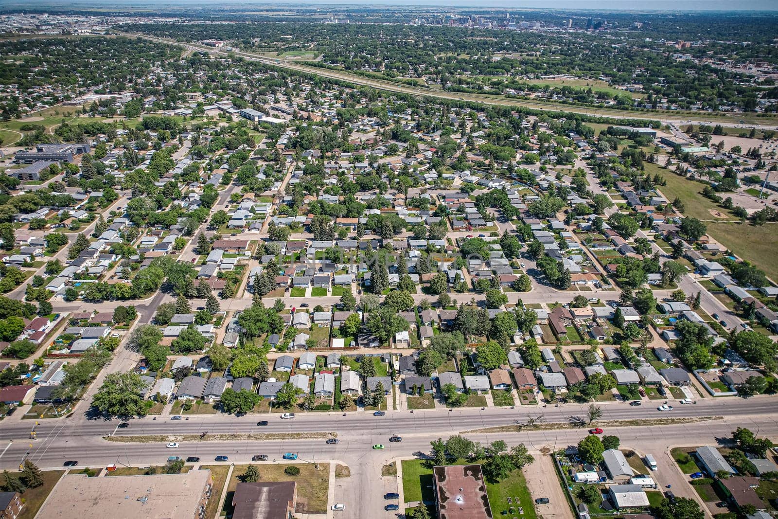 Massey Place, Saskatoon is a 1960s neighborhood with a community spirit, centered around Archibald McDonald Park. It offers various recreational amenities and easy access to commercial districts.