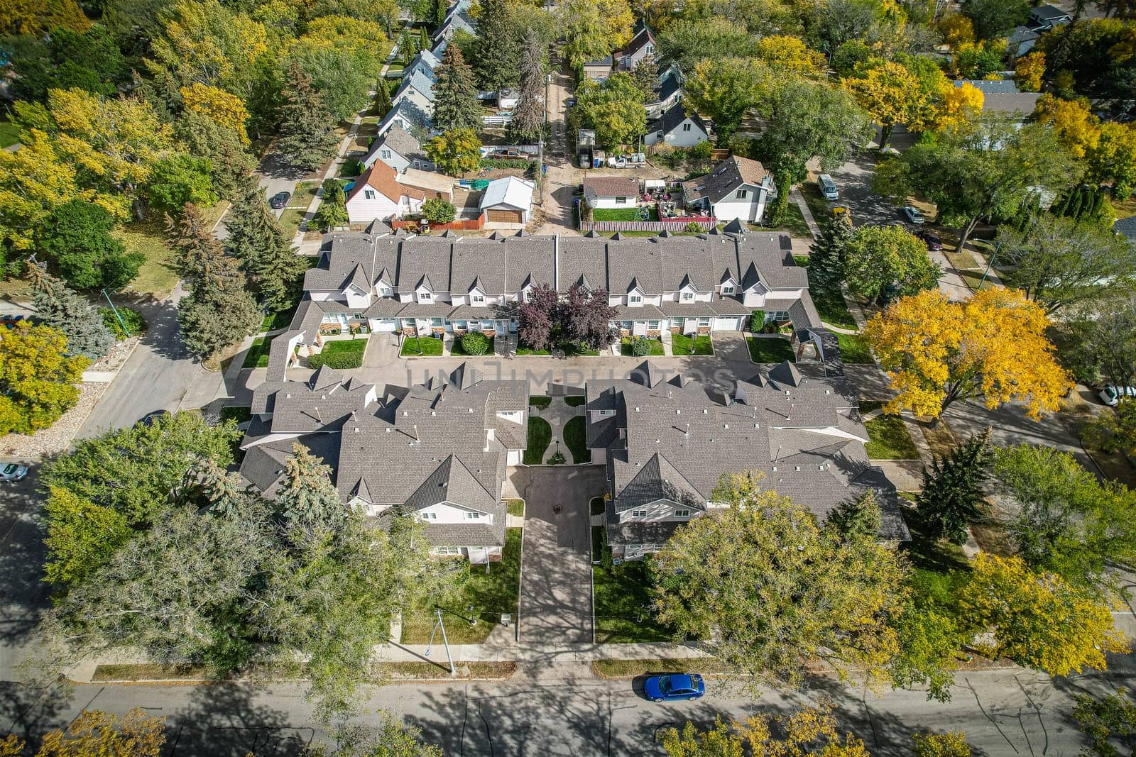 Aerial View of Avalon which is a mostly residential neighbourhood located in south-central Saskatoon, Saskatchewan, Canada. It is a suburban subdivision, consisting mostly of low-density, single detached dwellings. As of 2007, the area is home to 3,214 residents.