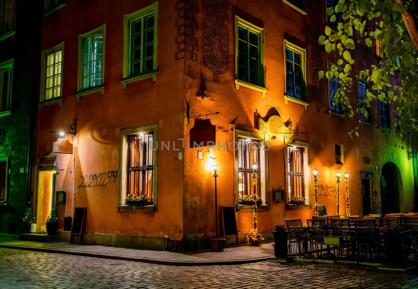 Old restaurant in Warsaw by Givaga