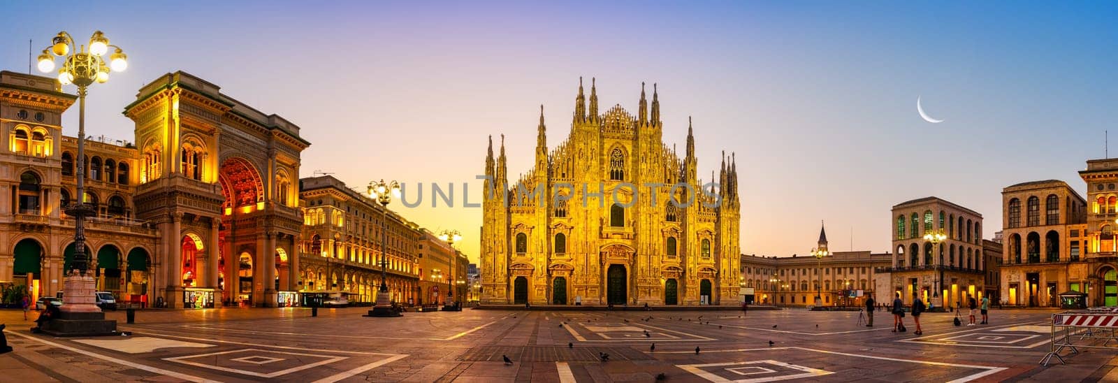 Piazza del Duomo, Cathedral Square, with Milan Cathedral or Duomo di Milano in the morning, Milan, Lombardia, Italy