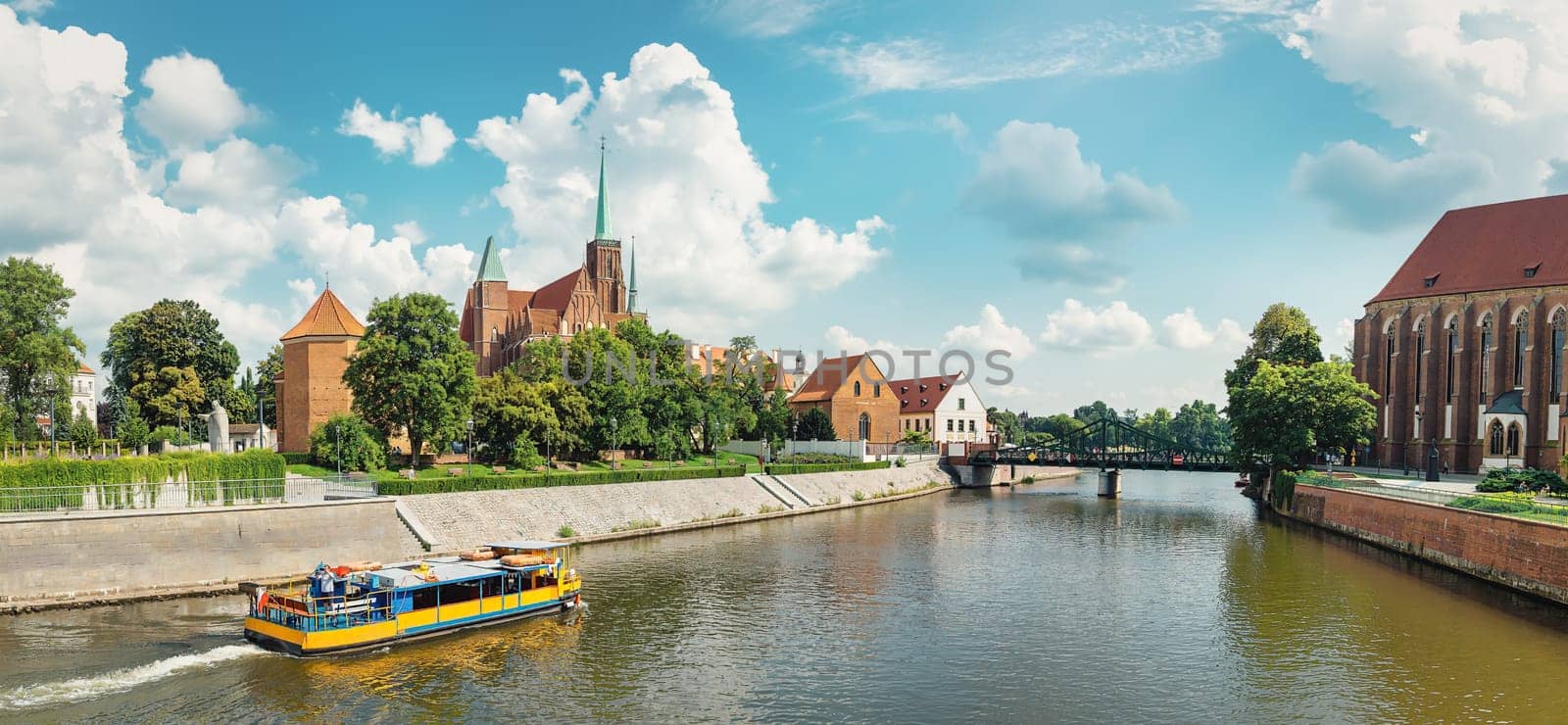 Tumski Bridge in Wroclaw by Givaga