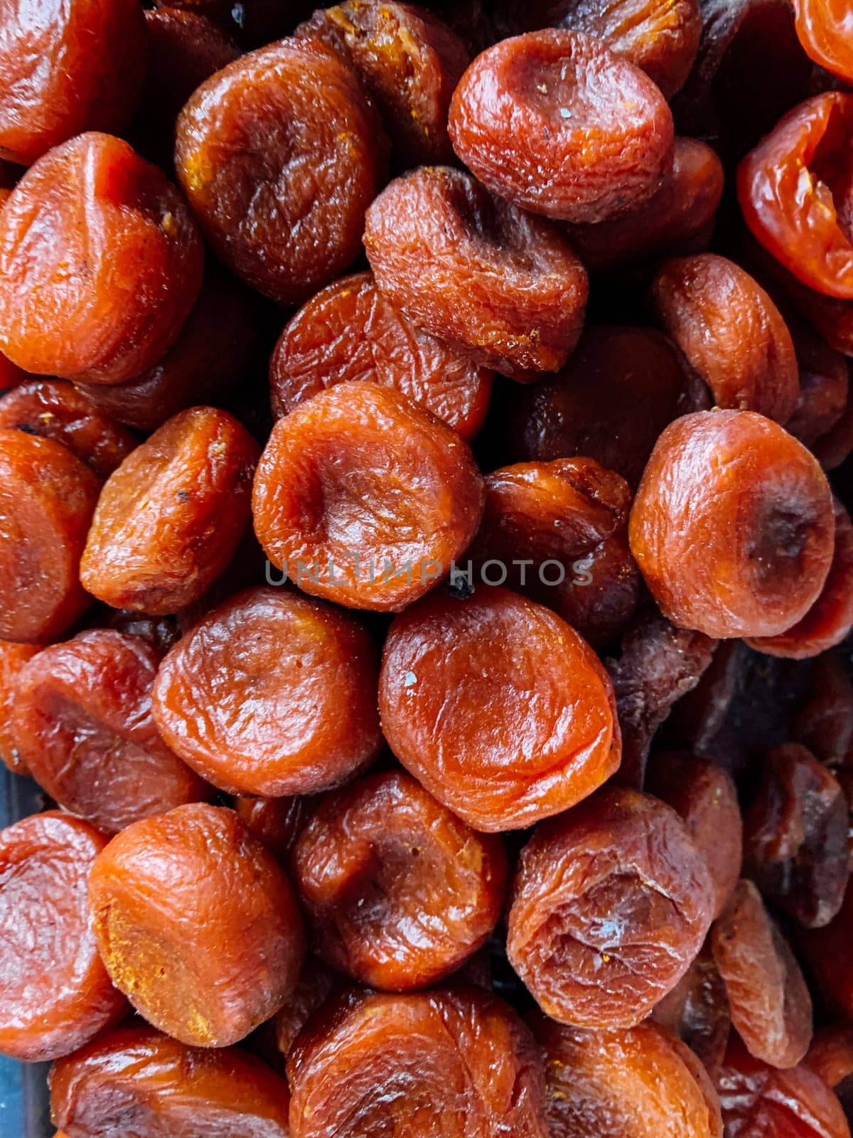lots of dried fruit for eating dried apricots