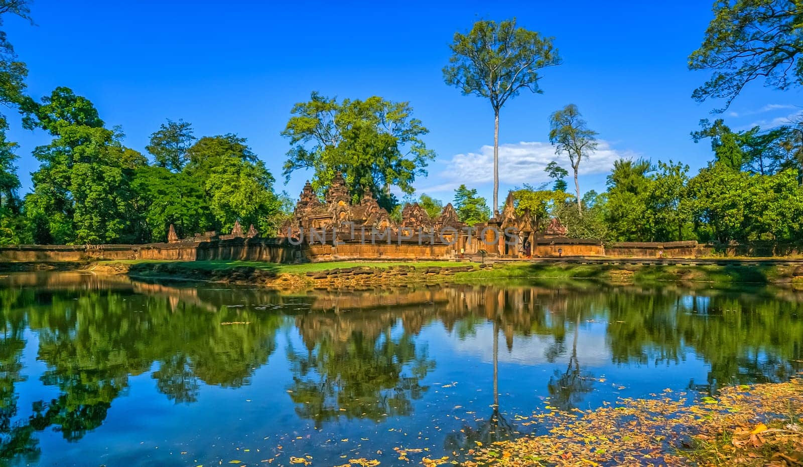 Banteay Srei temple by day at Angkor Thom, Siem Reap, Cambodia
