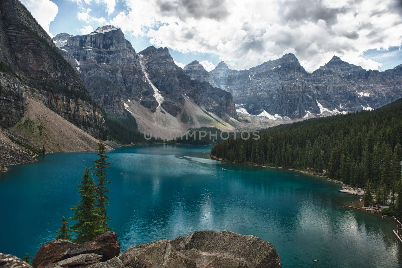 Rocky Mountains Banff lake louise view