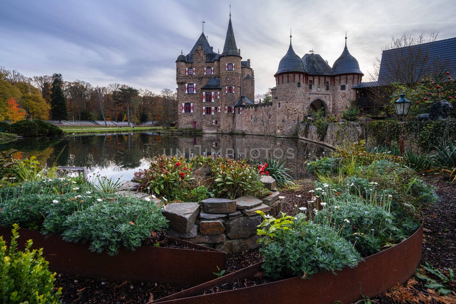 Satzvey Castle, Mechernich, Germany by alfotokunst