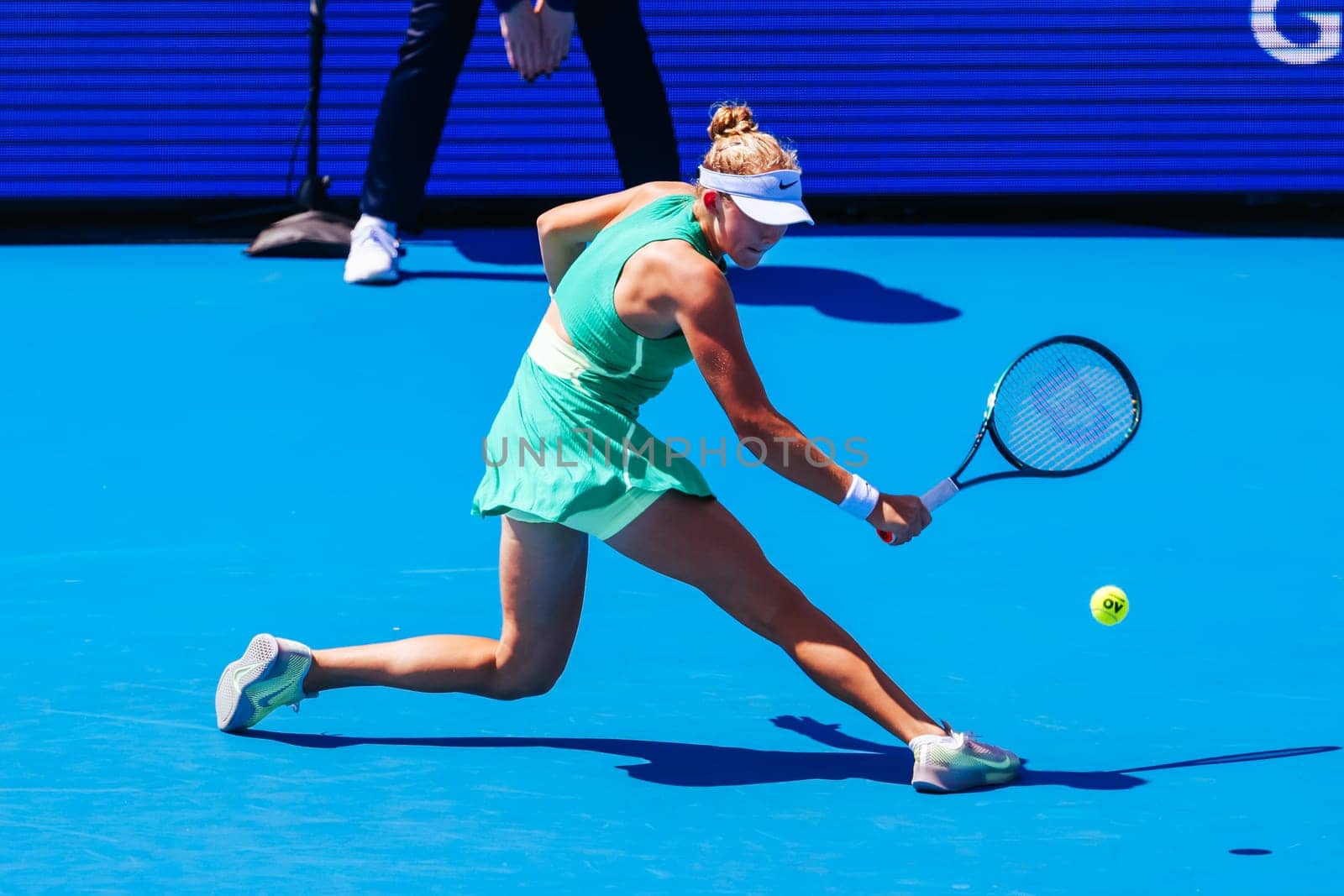MELBOURNE, AUSTRALIA - JANUARY 12: Mirra Andreeva of Russia plays against Danielle Collins plays during day three of the 2024 Kooyong Classic at Kooyong on January 12, 2024 in Melbourne, Australia.