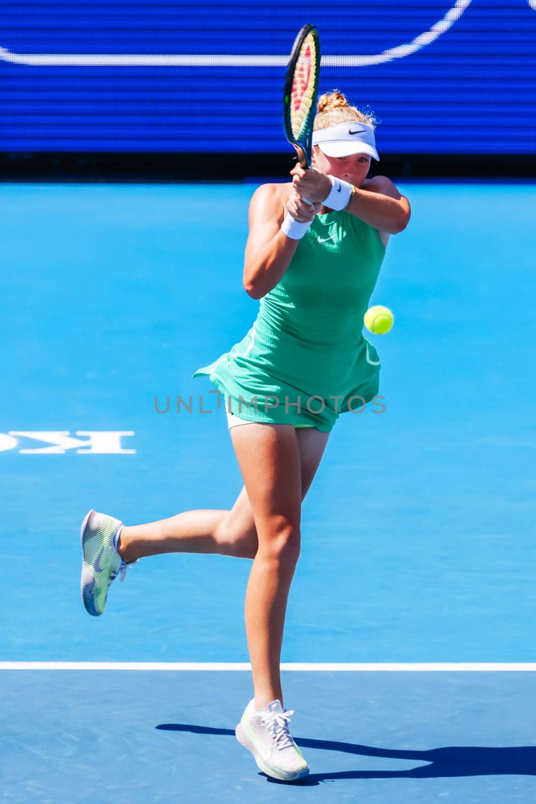 MELBOURNE, AUSTRALIA - JANUARY 12: Mirra Andreeva of Russia plays against Danielle Collins plays during day three of the 2024 Kooyong Classic at Kooyong on January 12, 2024 in Melbourne, Australia.