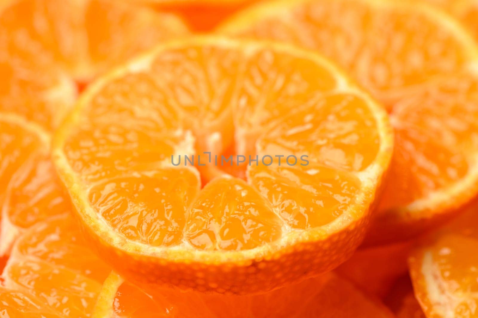 fresh juicy sliced ​​tangerines, background of sliced ​​tangerines 29