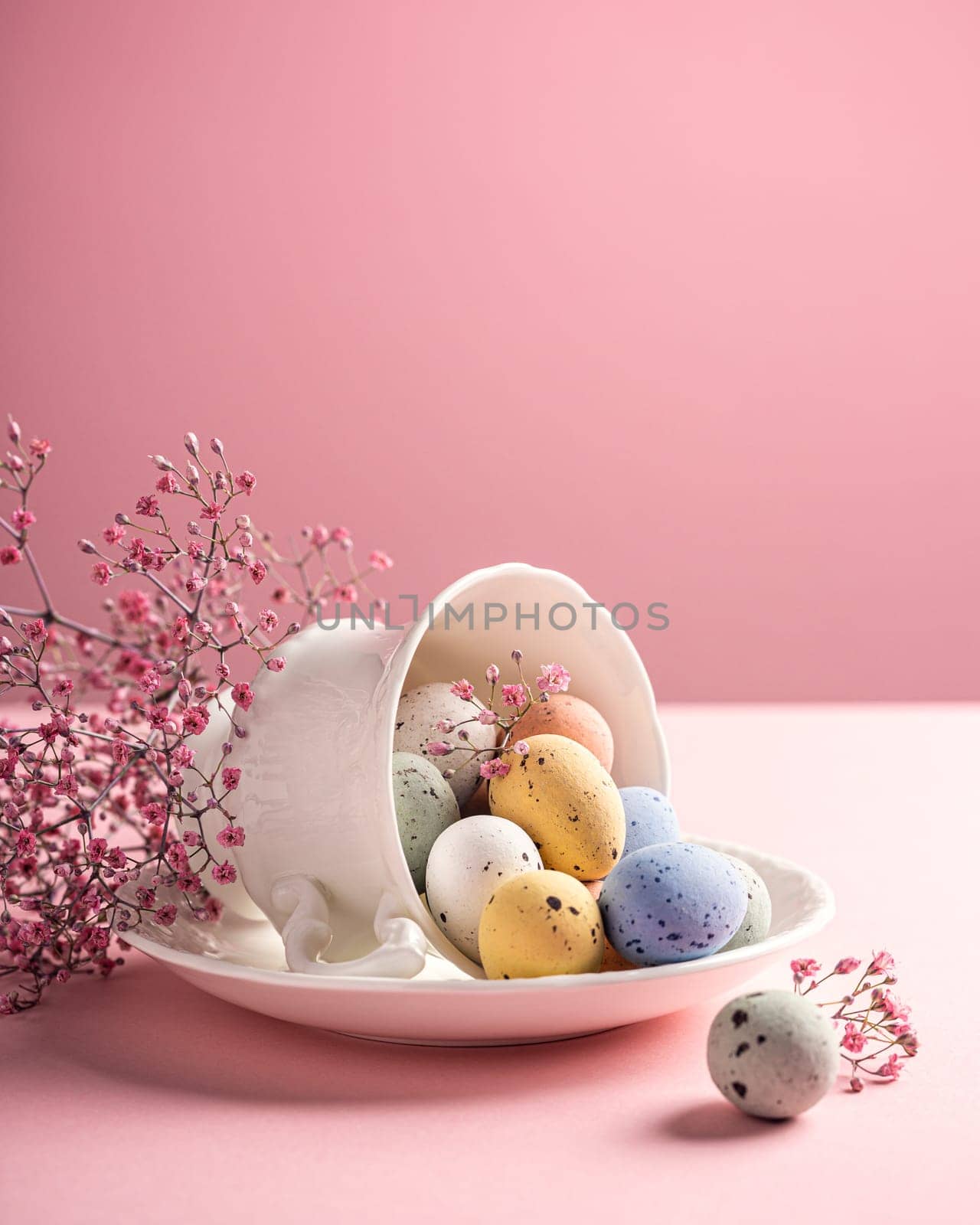 Easter eggs and spring flowers by IrynaMelnyk