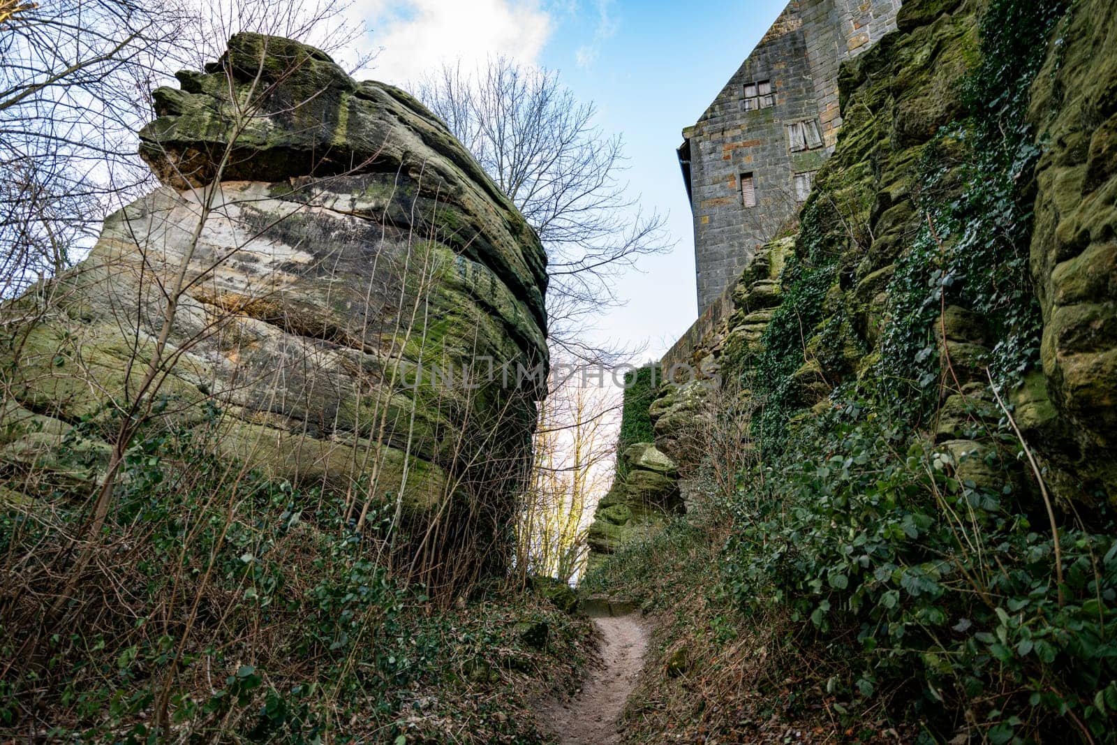 the legend of the Devil ear cushion rock where the castel of bad bentheim is build on in west germany, made from sandstone