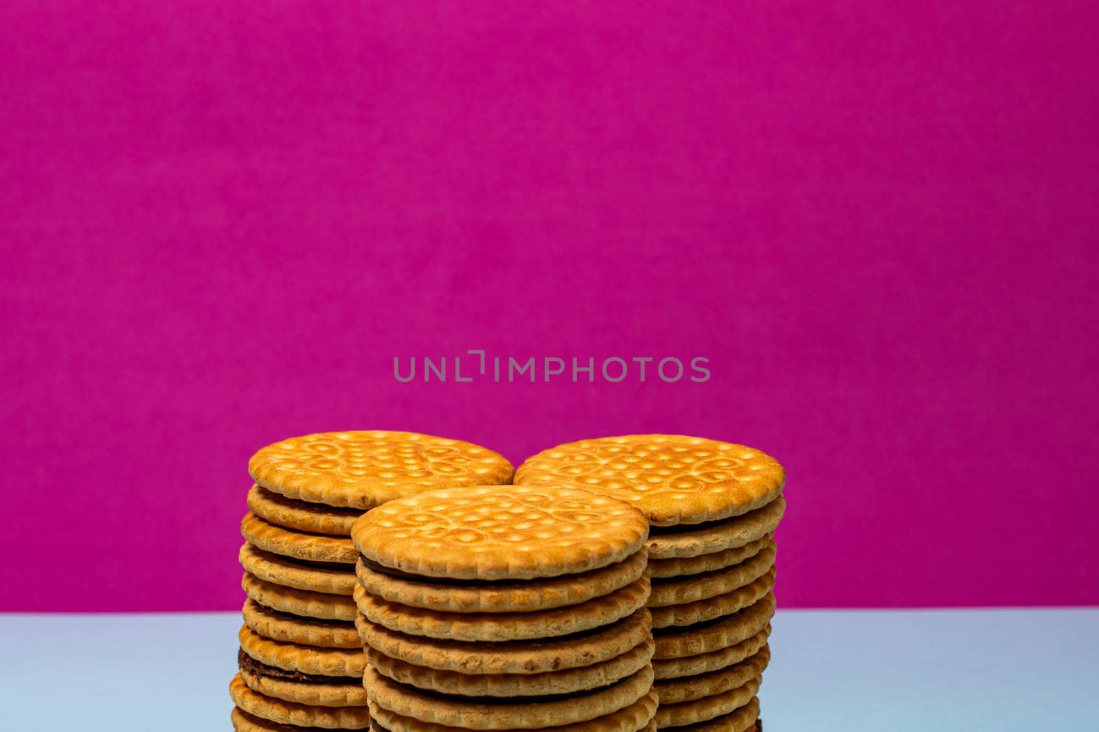 Sandwich biscuits with chocolate filling