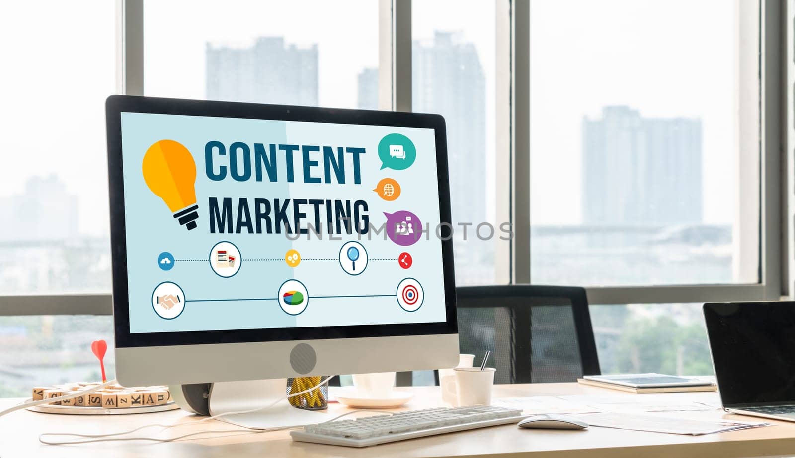 Content marketing for modish online business and e-commerce by biancoblue