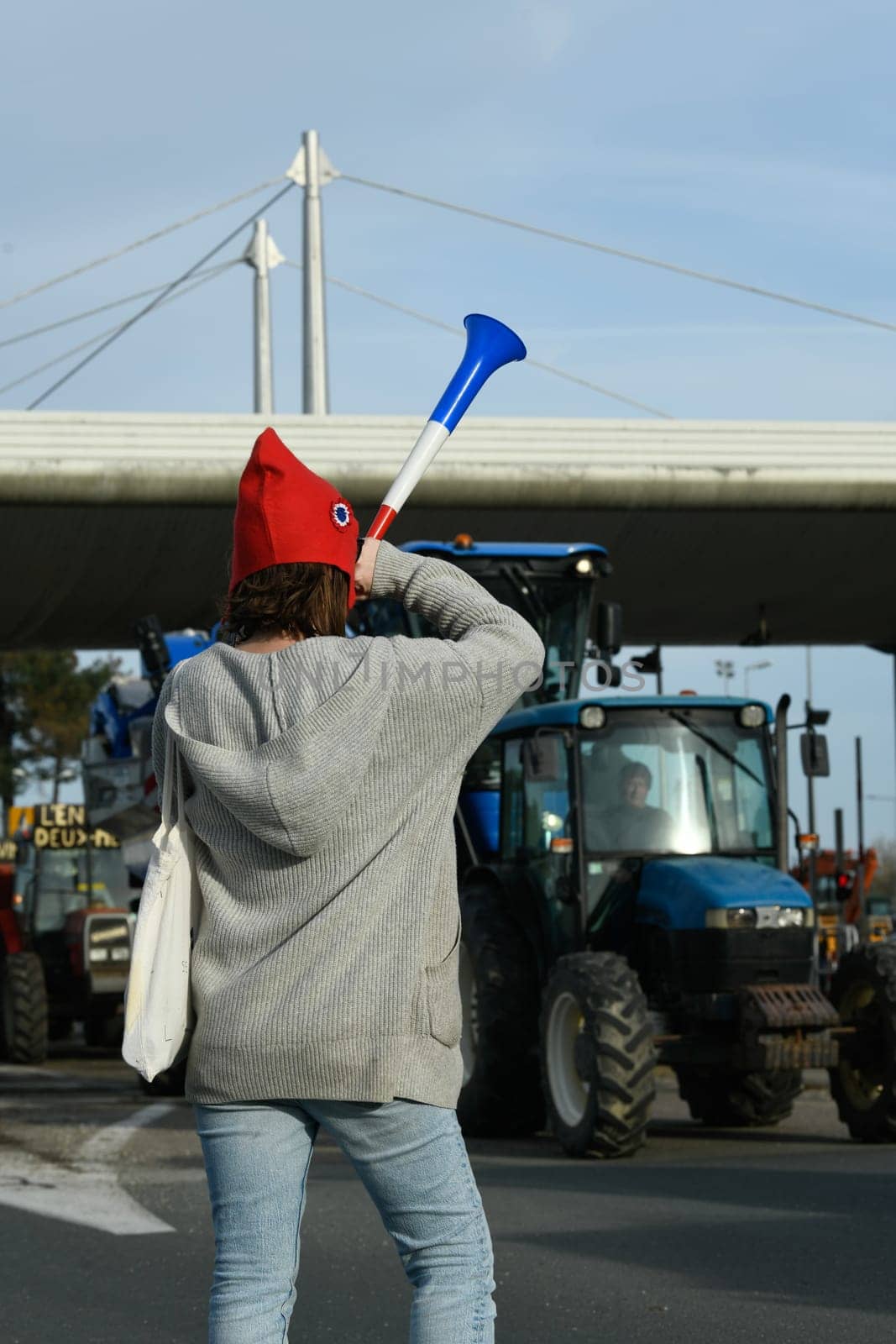 France, Bordeaux, 29 January 2024, Farmers' demonstration, blockade of the Langon toll plaza and snail mail operation on the A62 motorway by FreeProd