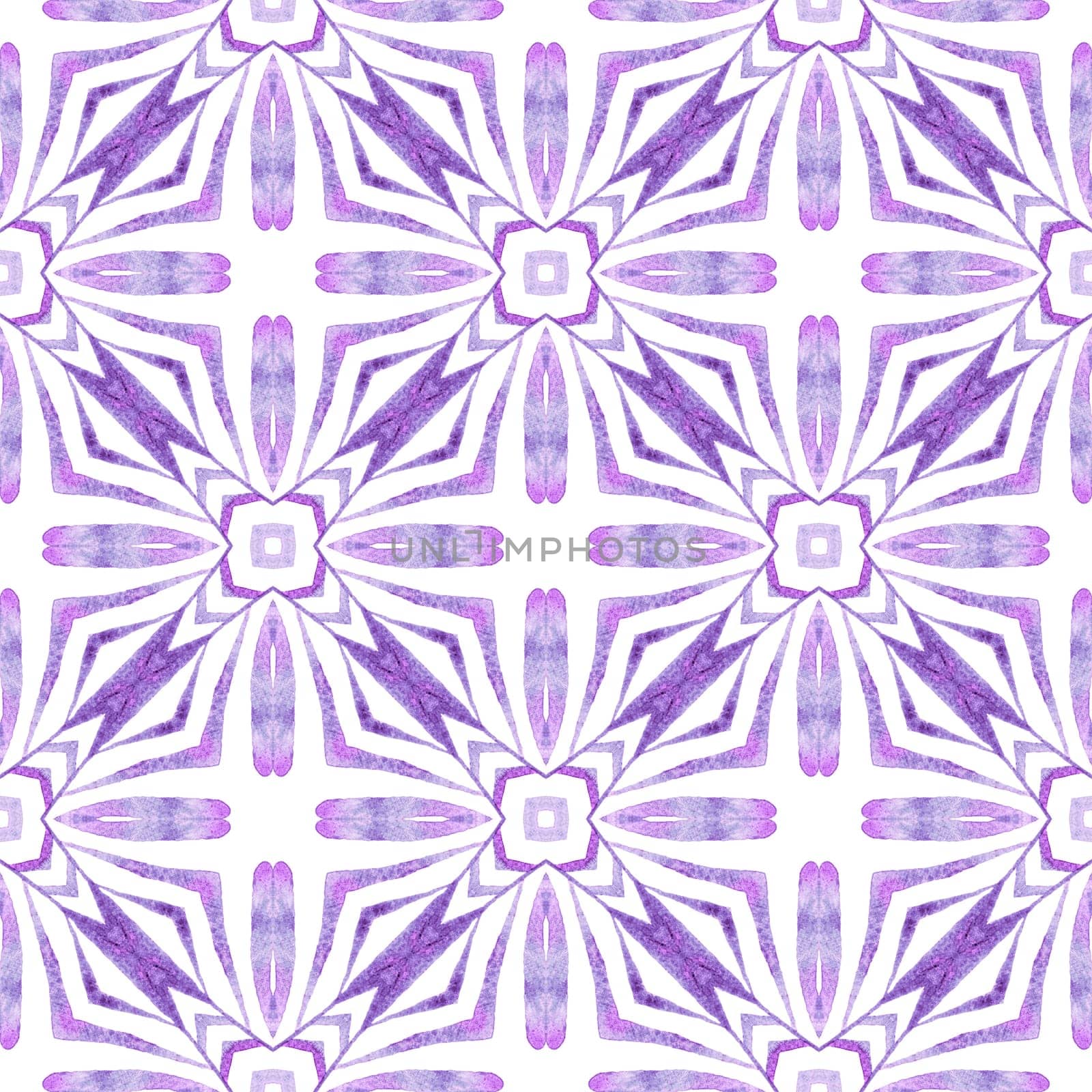 Exotic seamless pattern. Purple overwhelming boho chic summer design. Textile ready extraordinary print, swimwear fabric, wallpaper, wrapping. Summer exotic seamless border.