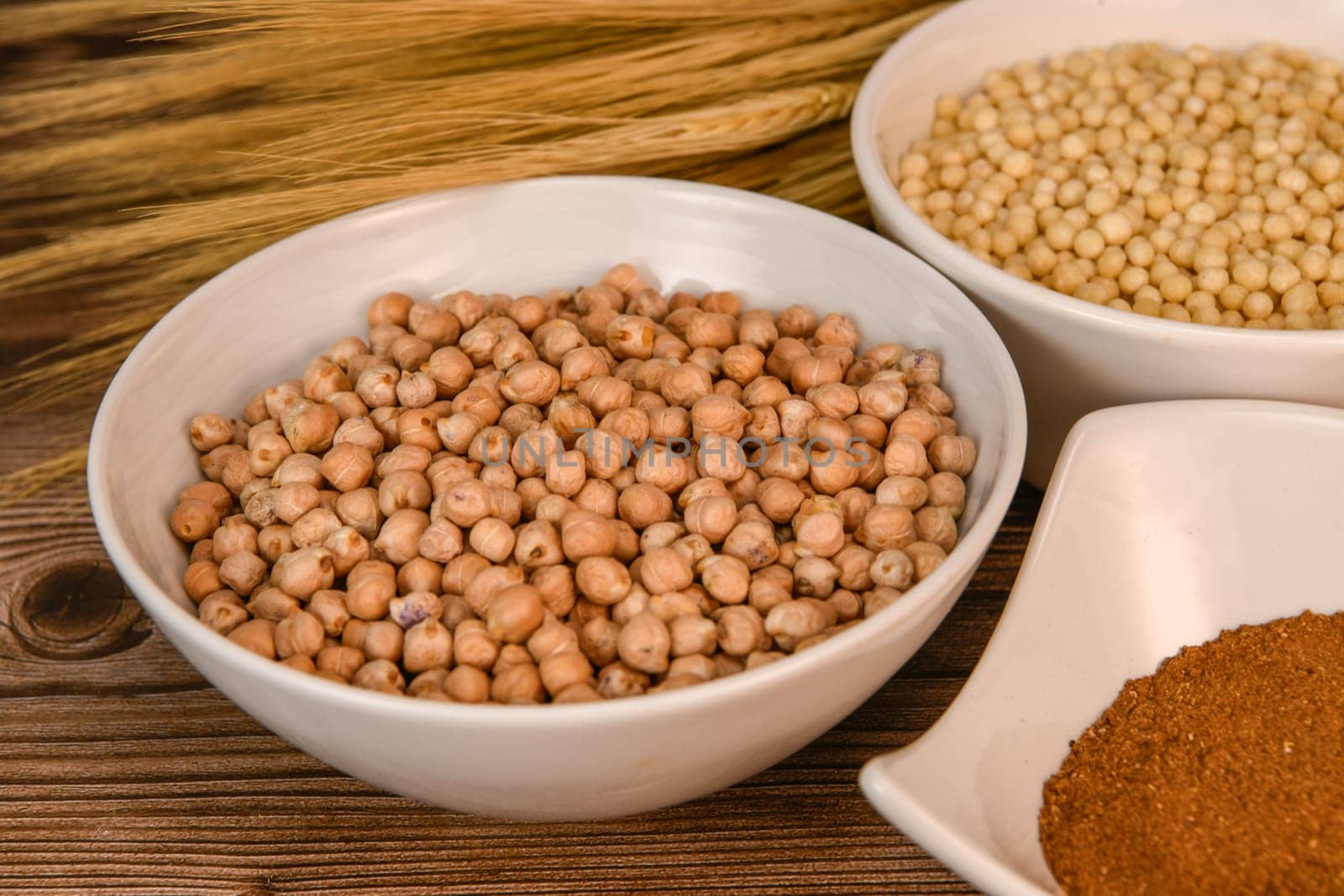 Durum wheat semolina, chickpea and Lebanese spice pearls by FreeProd