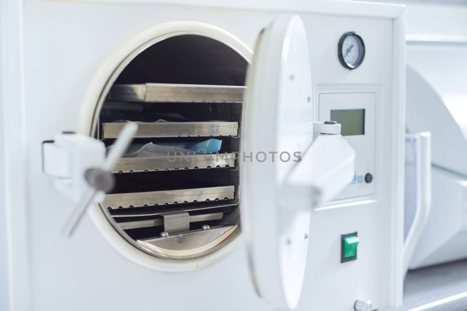 Sterilization of medical dental instruments in autoclave by VH-studio