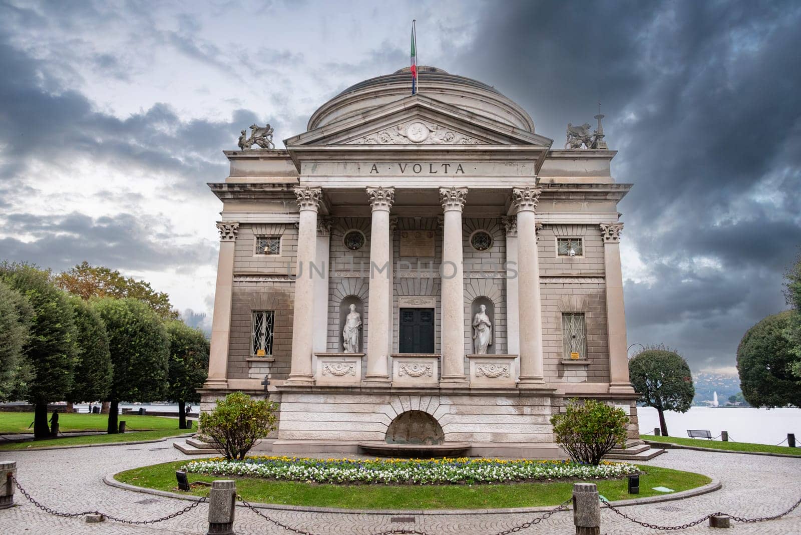 Volta temple at lake Como, Italy