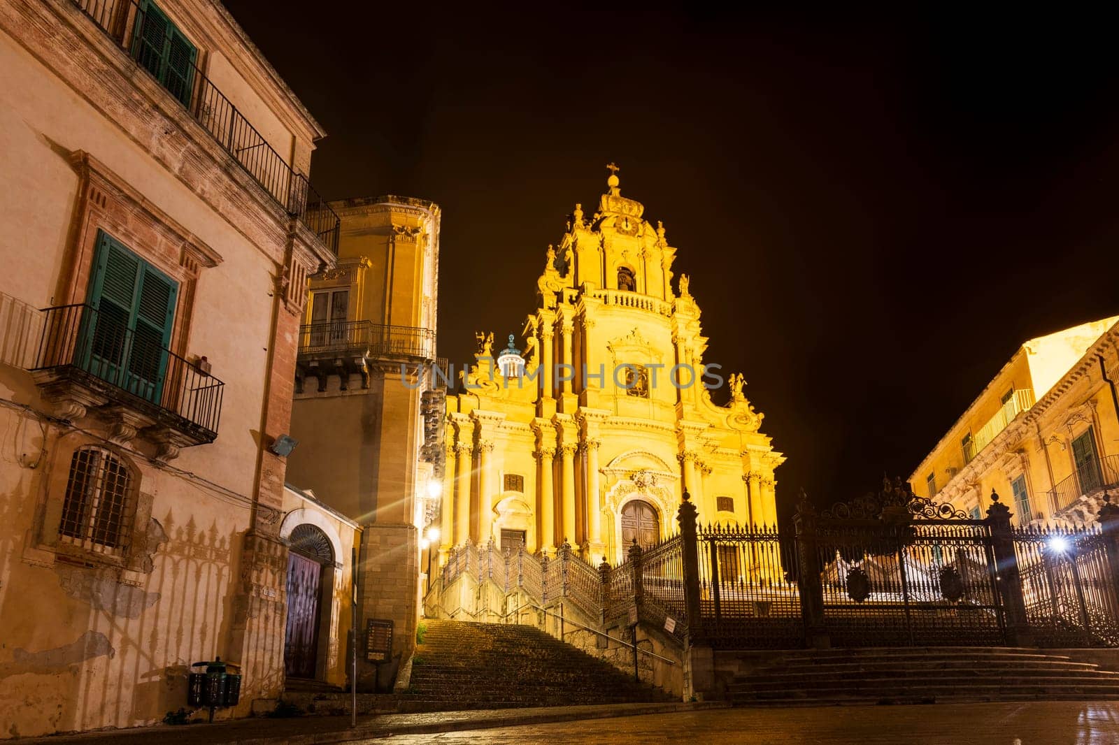 Night view of the piazza duomo and cathedral of San Giorgio in Ragusa ibla, Sicily