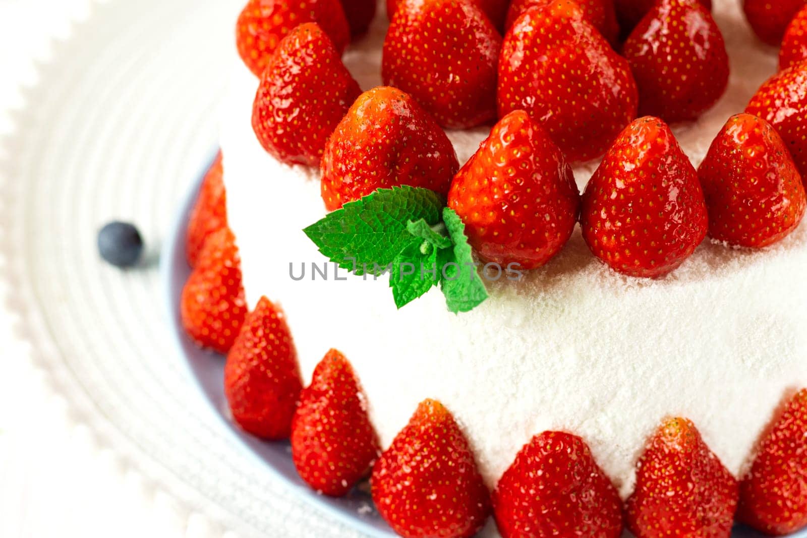 Strawberry pie garnished with fresh strawberries. Homemade strawberries cake by Suietska