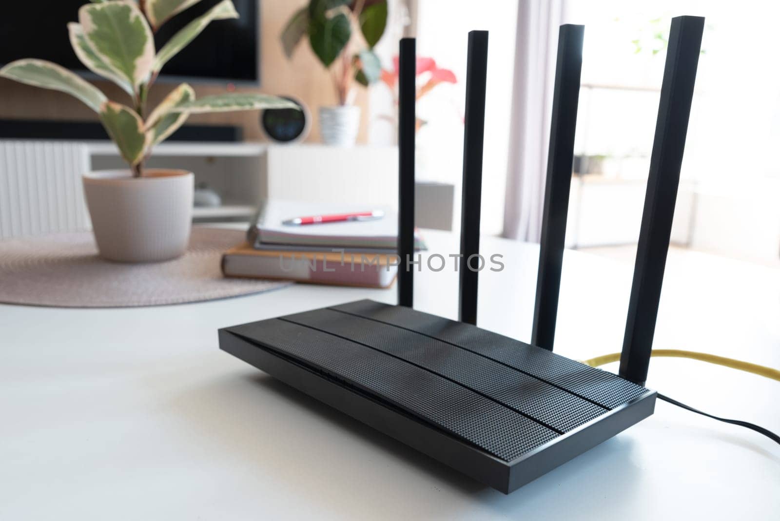 Router with 4 antennas in living room by simpson33