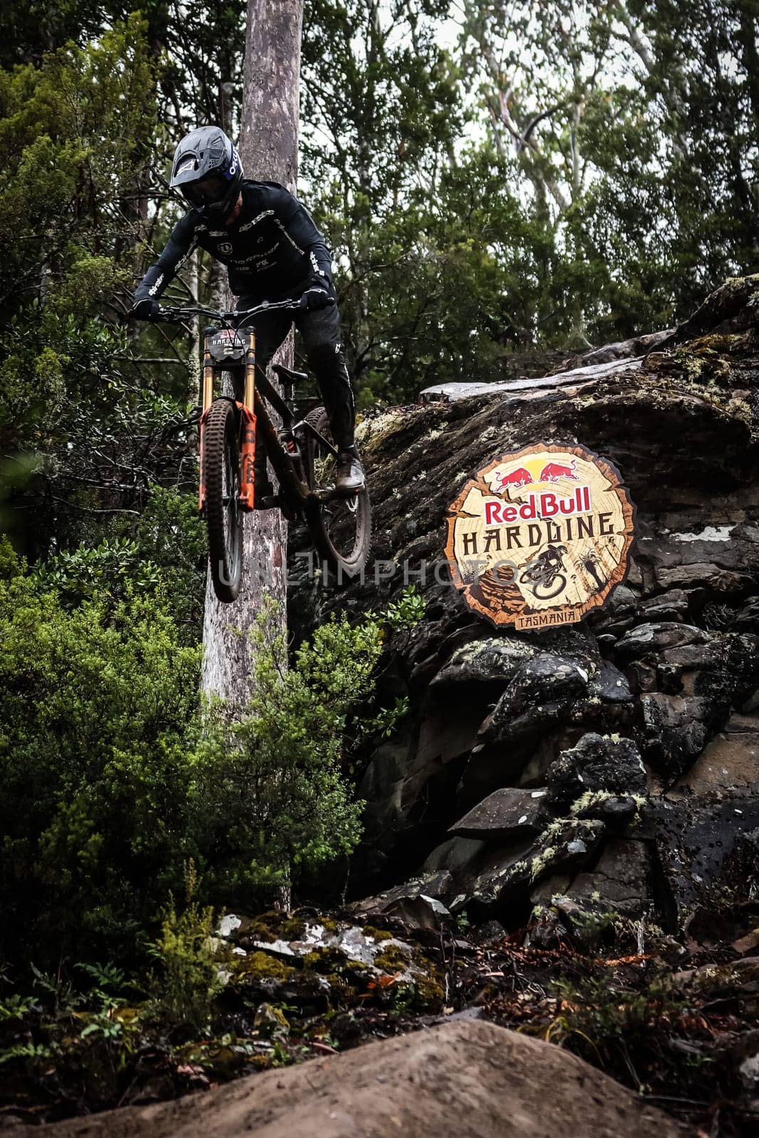 MAYDENA, AUSTRALIA - FEBRUARY 23: Ronan Dunne of Ireland during practice in Red Bull Hardline Tasmania on February 23, 2024 in Maydena, Australia.