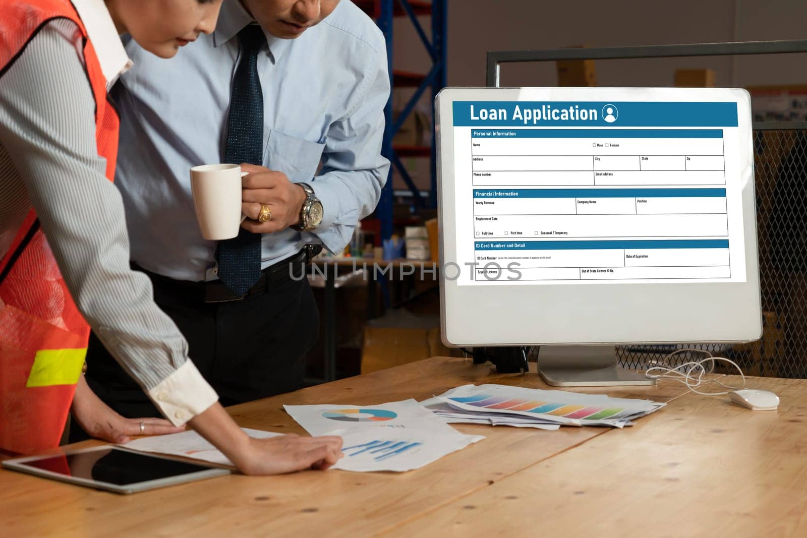 Online loan application form for modish digital information collection by biancoblue