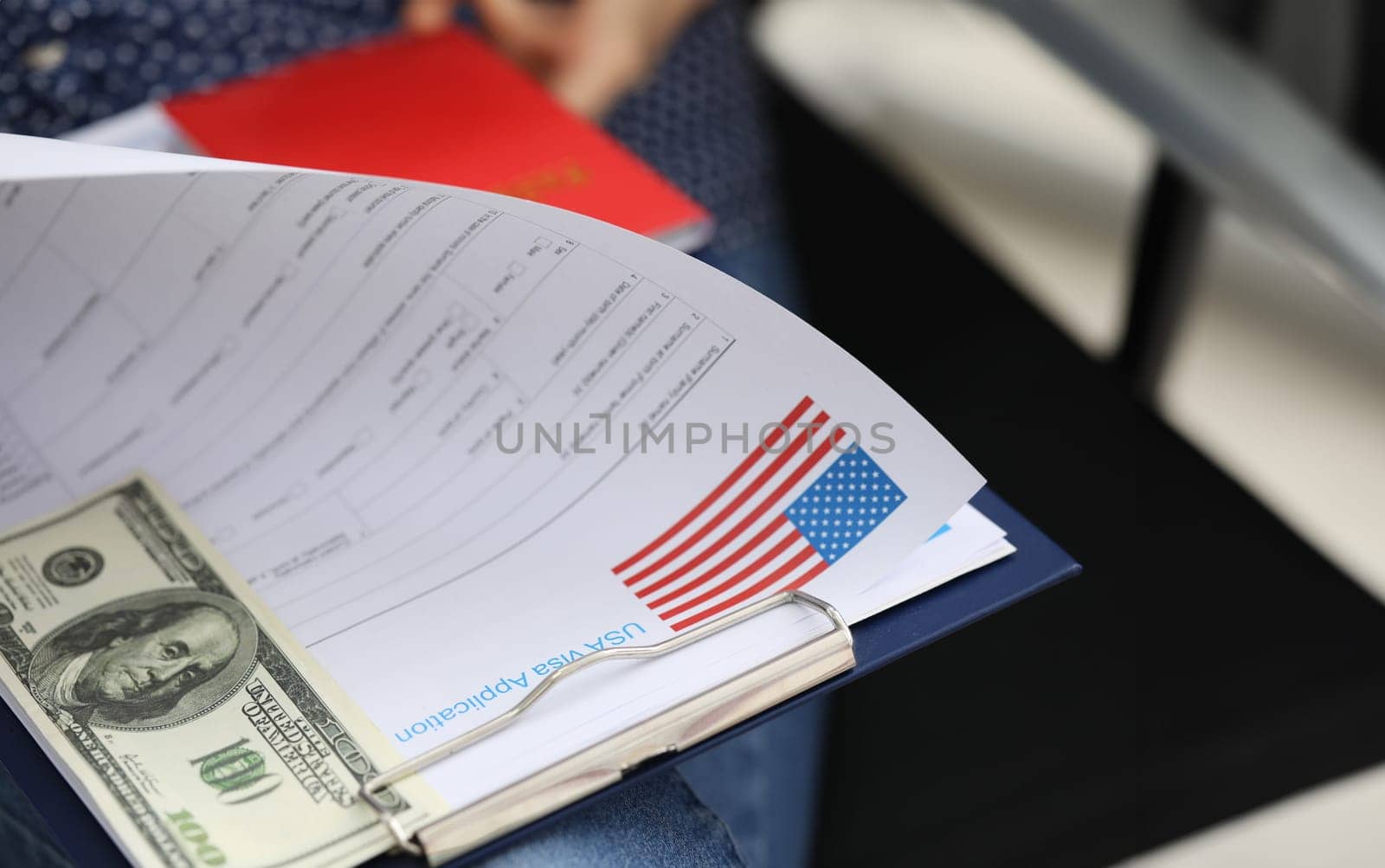 Package documents for obtaining US visa and dollar. Appointment for an interview at US Consulate. Formation package documents. Visa readiness check. Recommendations on filing additional document