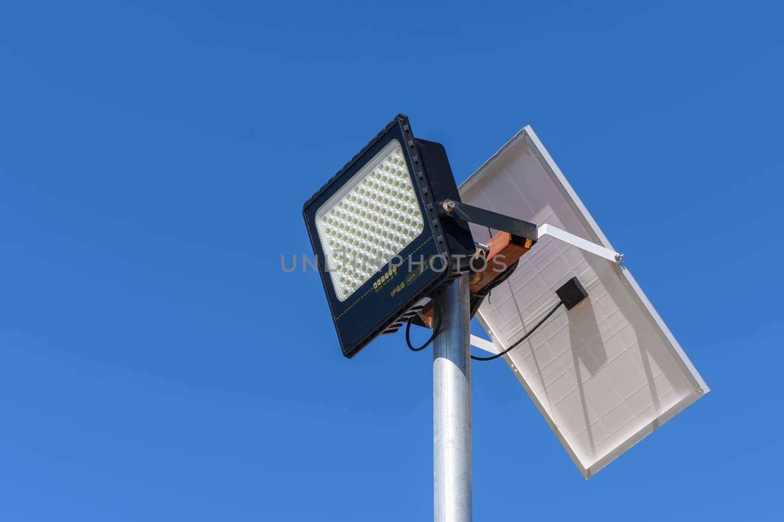sunlight, street lamp, floodlight use solar energy. Use with solar panels.