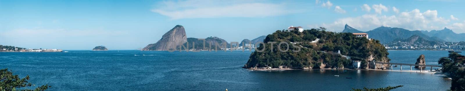 Tropical coastal scene with clear skies in Rio de Janeiro Bay