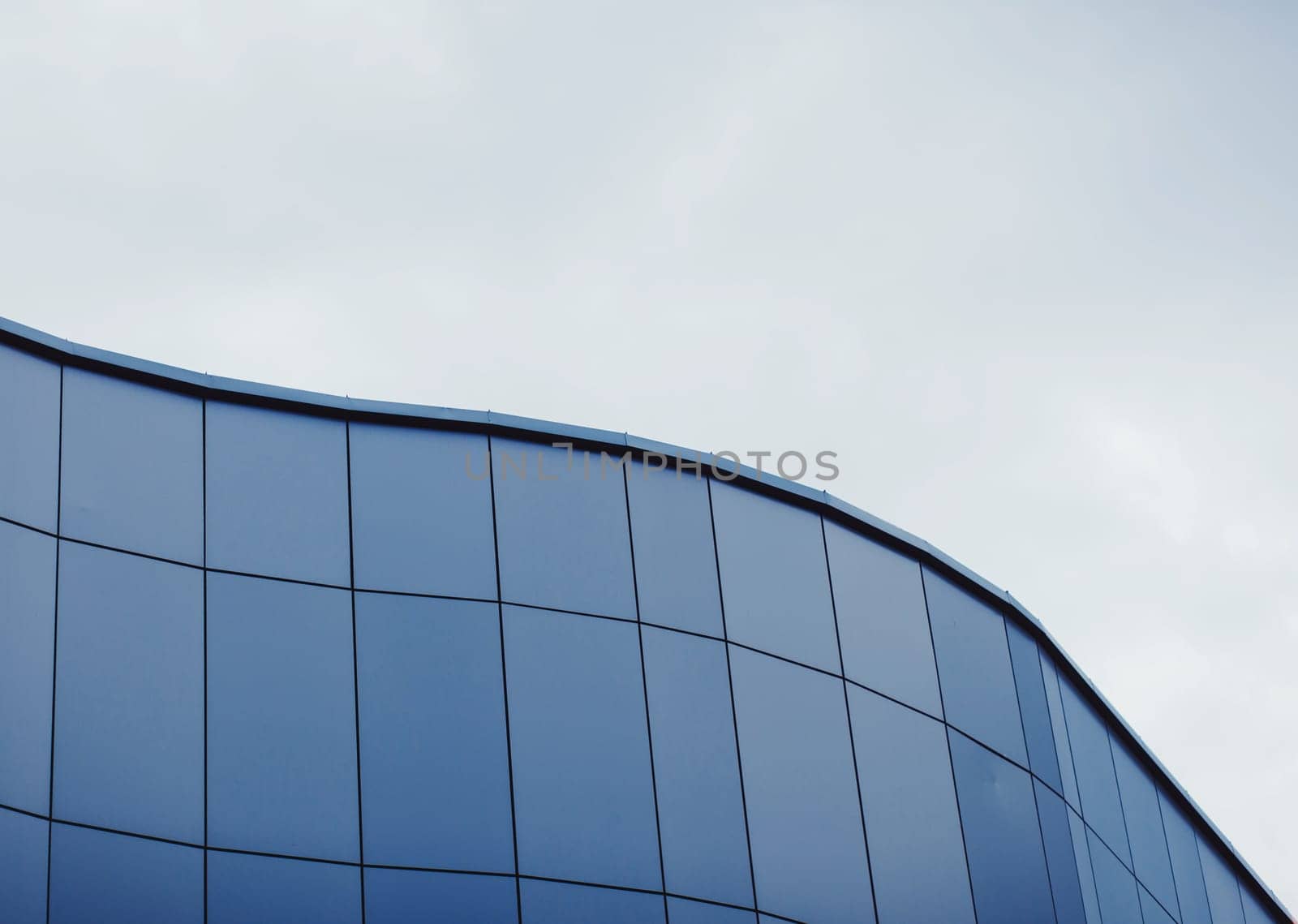 Abstract detail modern curved architecture with copy space 