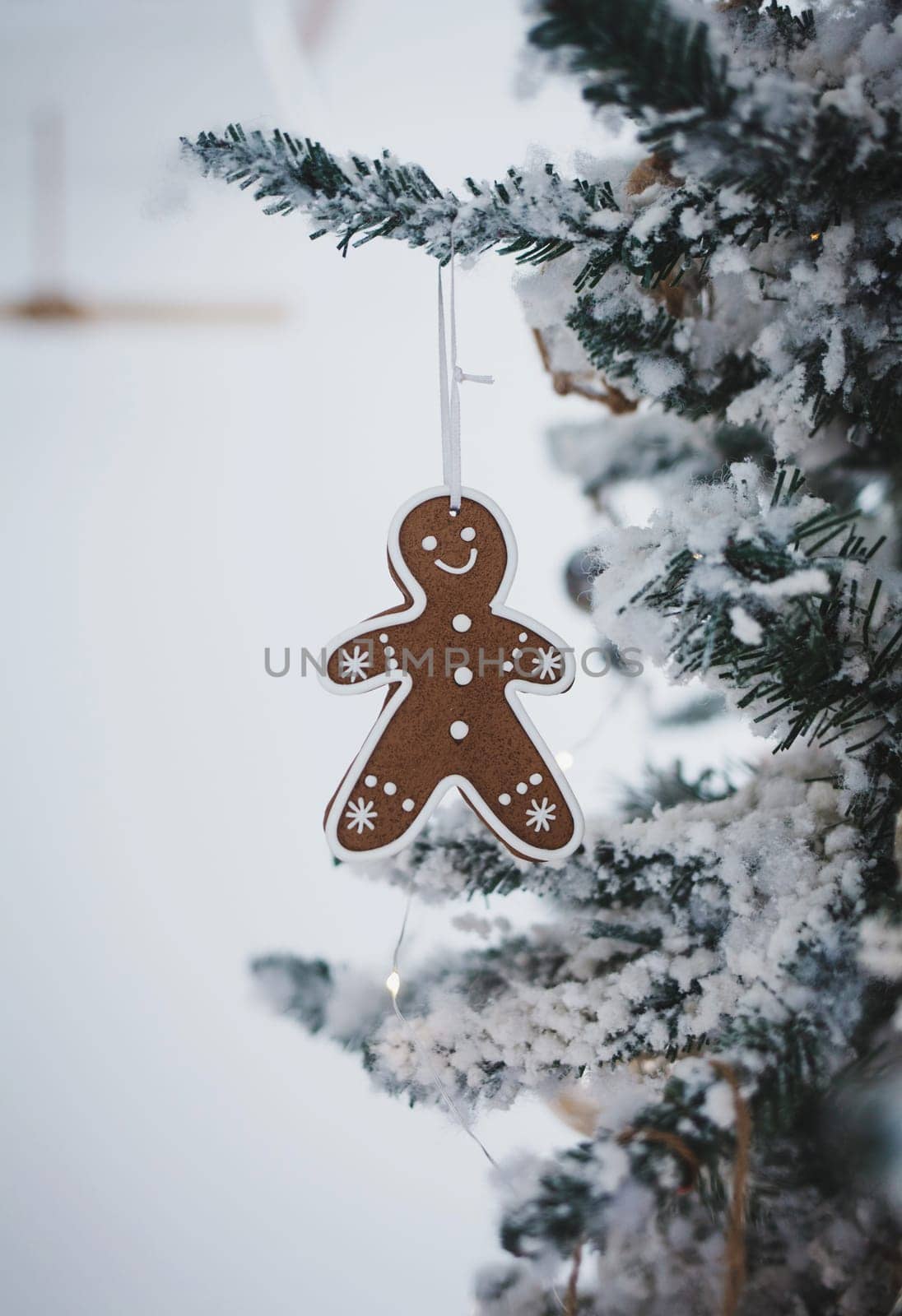 Christmas food. Gingerbread man cookies on the Christmas tree