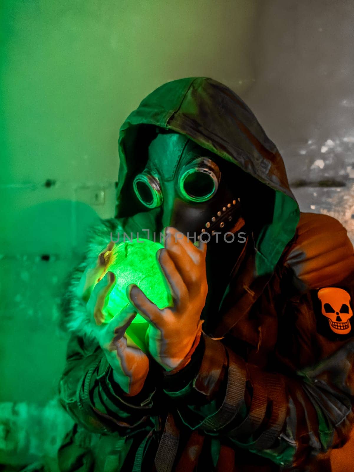 Cosplay stalker in the mask of the plague doctor